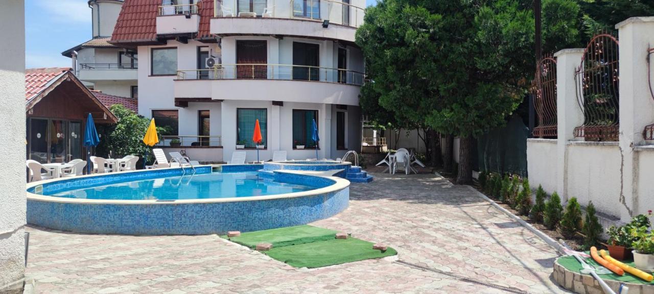 סנט קונסטנטין והלנה Family Hotel Saint Peter מראה חיצוני תמונה